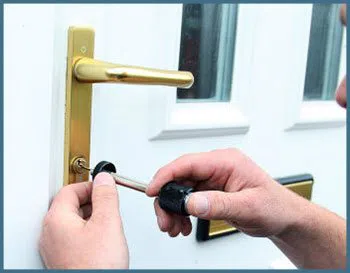 Locksmith Of Seattle Seattle, WA 206-408-8174 - 3a-emergency-lockout
